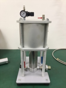 SILICONE供料系統