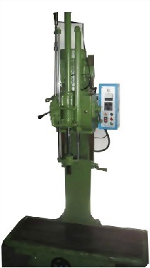 25. Cylinder Honing machine B600