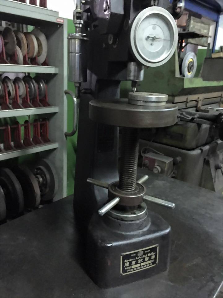 MARK TRADE hardness testing machine (Japan)