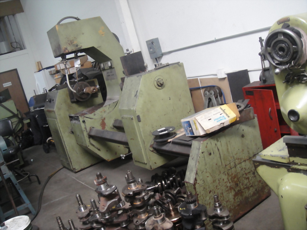 American LA crankshaft welding machine