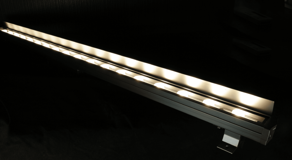 22W 24-lamp NICHIA Shielded Wall Washer Light