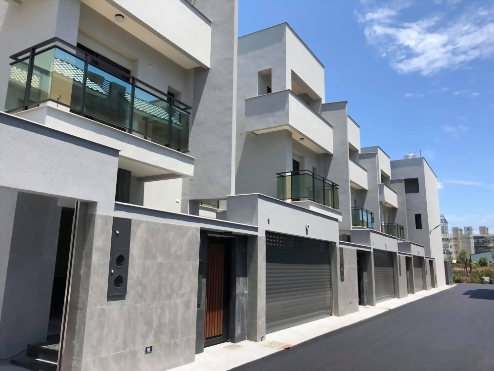 屏東滿福庭建設