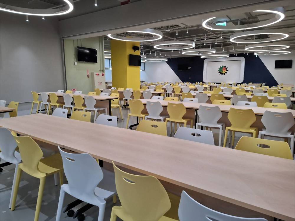 Kaohsiung Advanced Semiconductor Technology Co., Ltd.