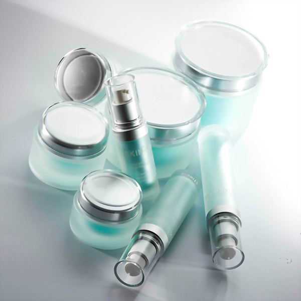 Bottles and Jars lotion bottle and cream jar with perfect coordination