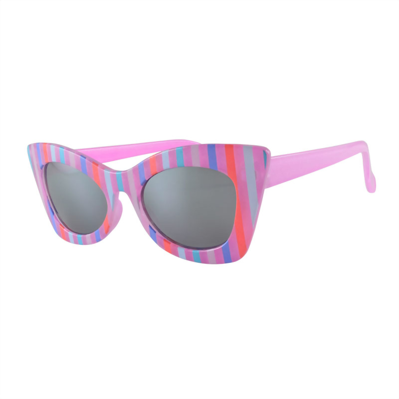 Stylish sunglasses for juvenile