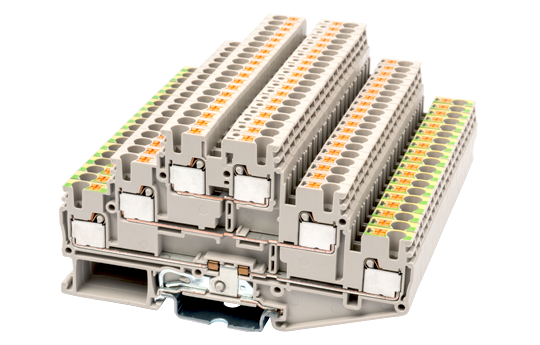DP系列 (三層一進一出含接地)
