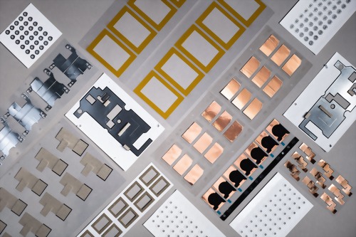 EMI、銅箔、鋁箔