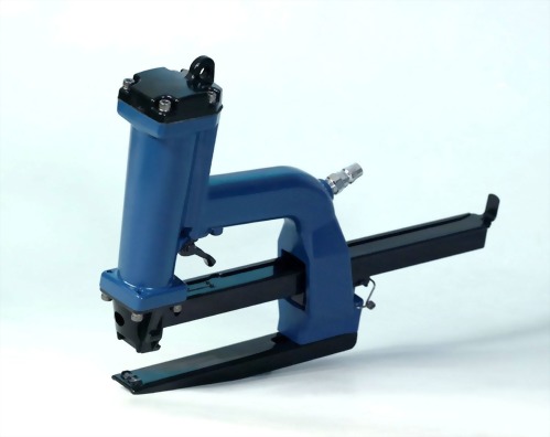 PNEUMATIC STAPLING PLIER