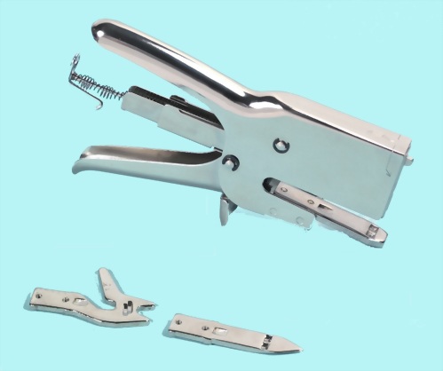 STAPLING PLIER
