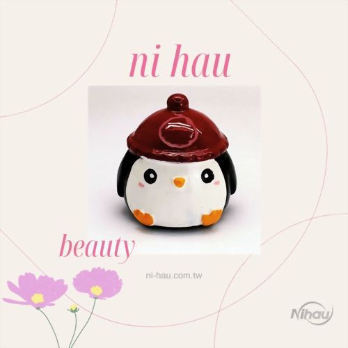Mini Penguin Lip Gloss with Beanie OEM ODM Lip Gloss