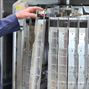 Q-SUN XE-8 氙燈試驗箱 | 大容量旋轉架