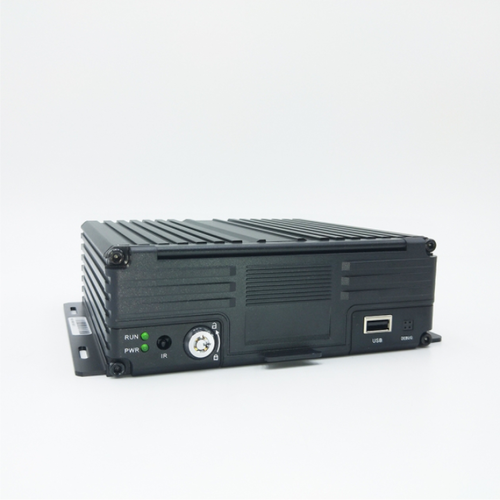 八路車載行車紀錄器主機DVR 8CH AHD