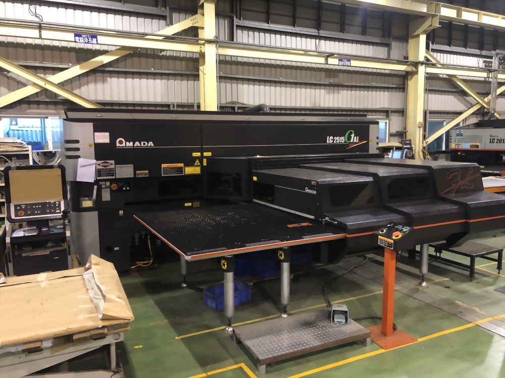 LC-C1AJ 光纖雷射複合加工機