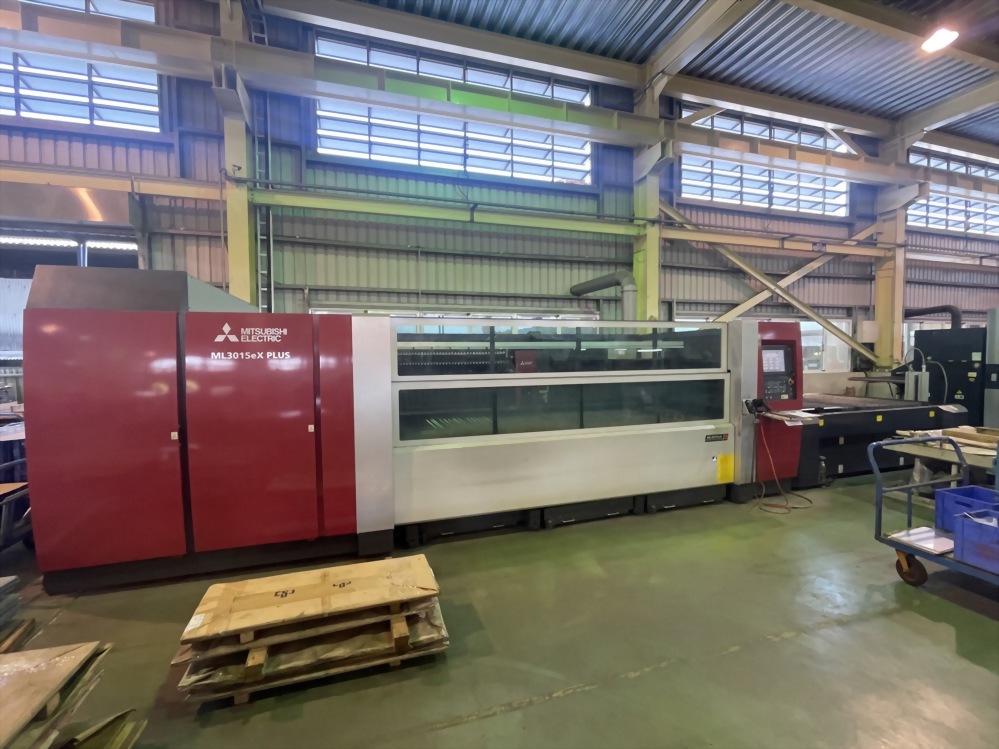 二次元CO2雷射切割機