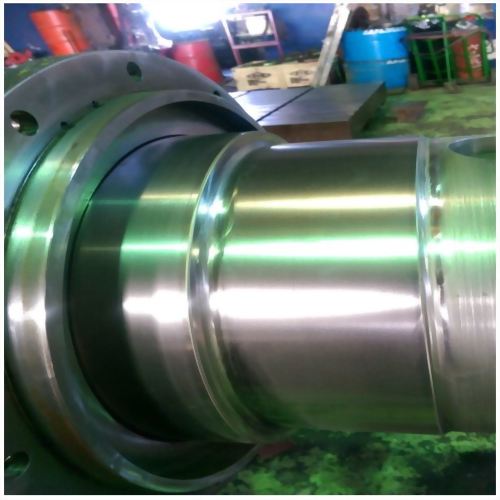 輥輪軸心電弧噴焊修復