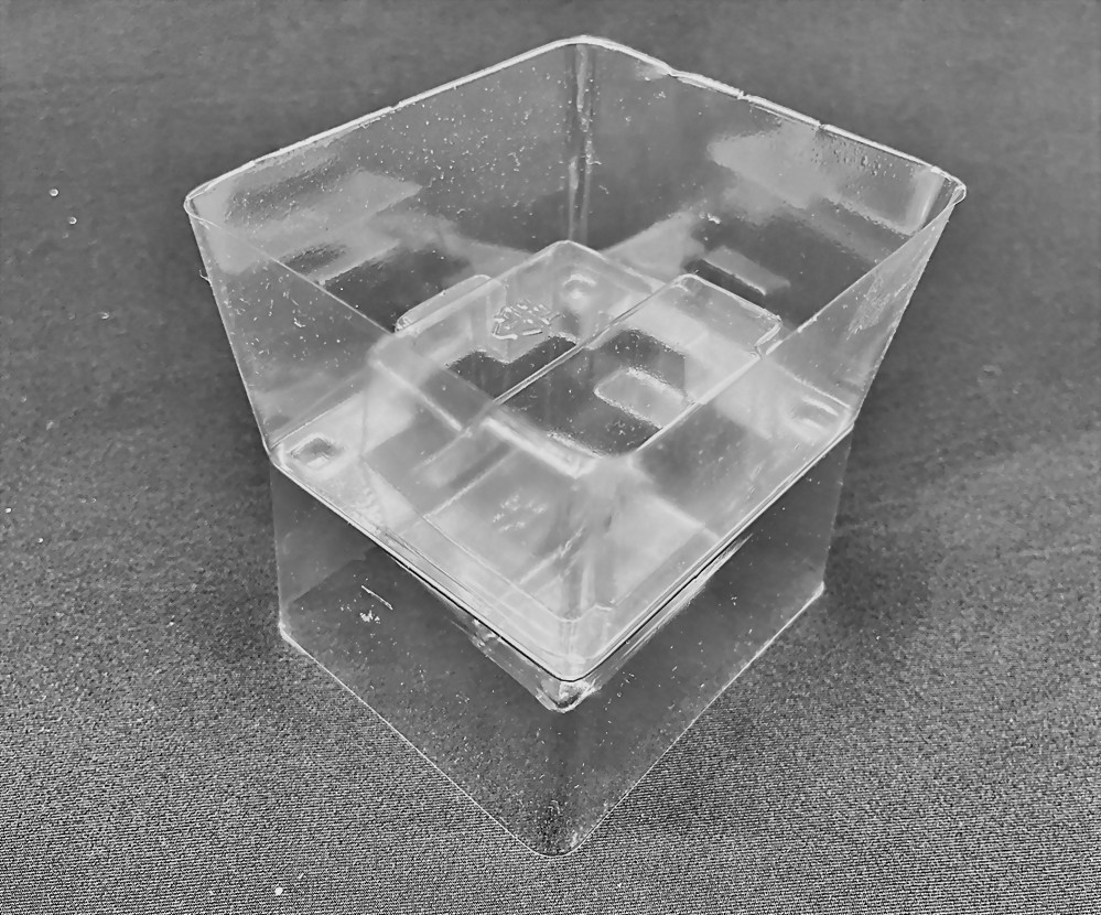 Transparent sleeve (upper and lower covers) for a web-wheel flow meter