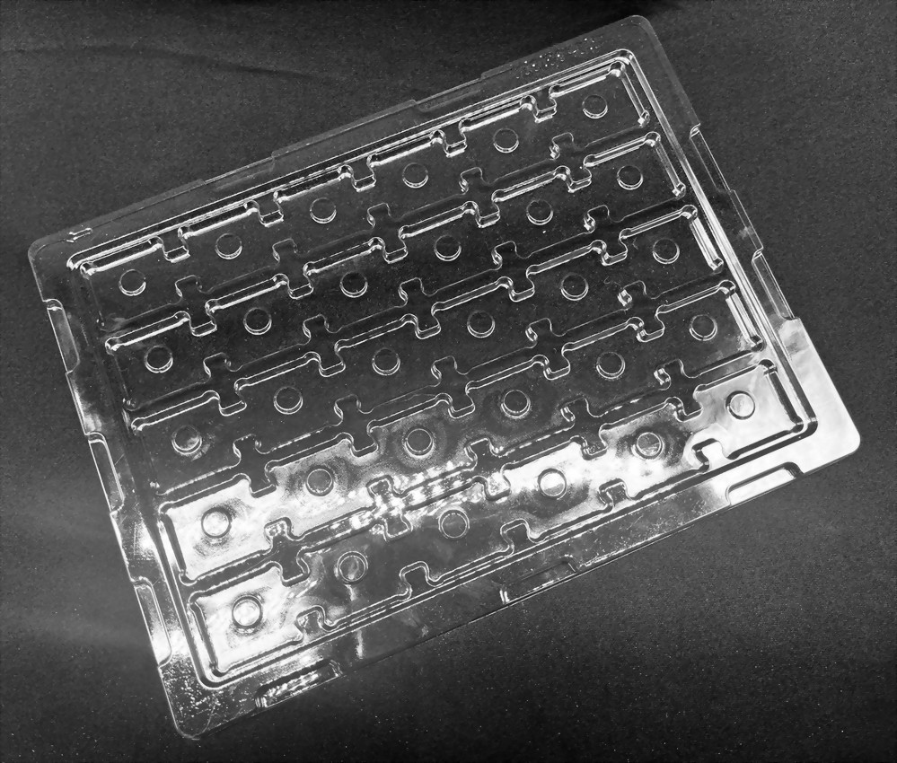 30 compartments, top and bottom covers