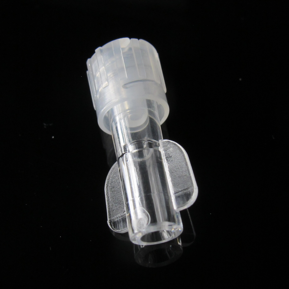 Female luer adapte 17A078