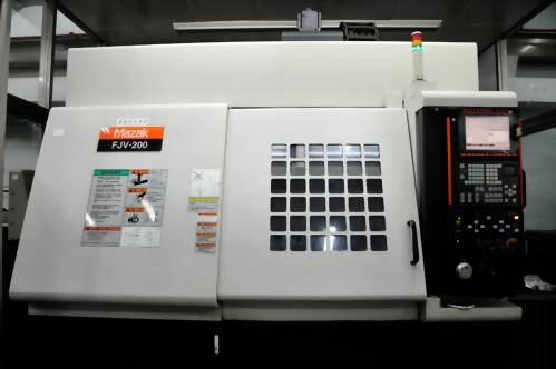 Mazak立式加工中心機