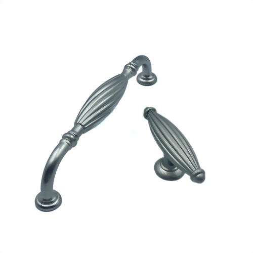 1- 2.5" Fluted Center Knob, Pewter
