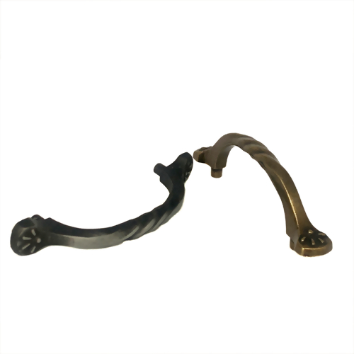 3"Twist Pull, Light Brass
