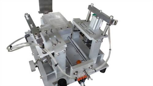 半自動包裝盒打釘機