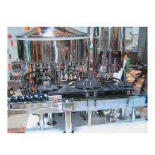 自動充填旋蓋機20V／6H