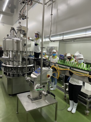 自動充填旋蓋機20V／6H