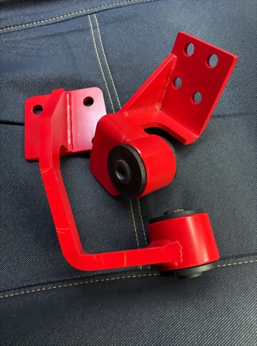 Grand Vitara前差速器降低座