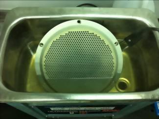 Neutral silica film cleaner