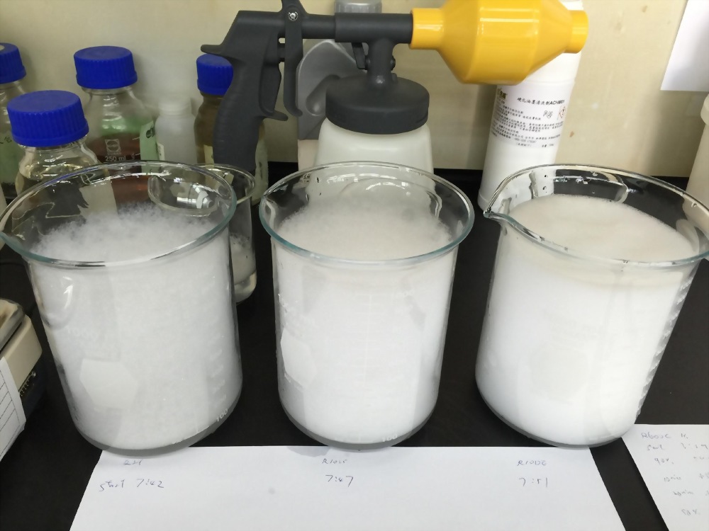 Amine based surfactant