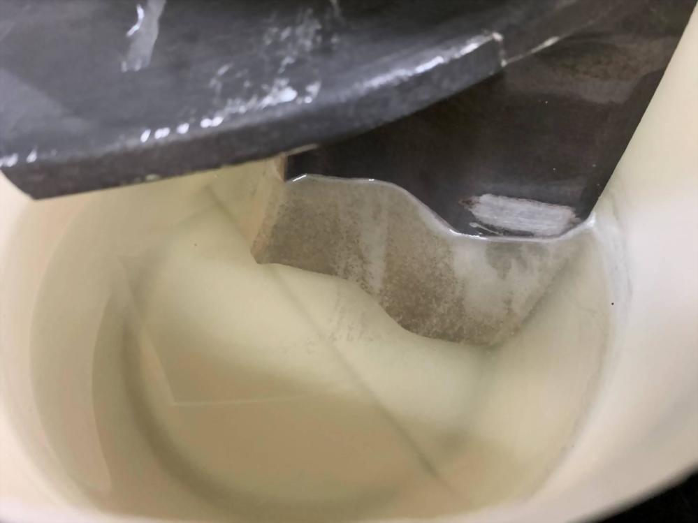 Water-based paint stripper for aluminum alloy