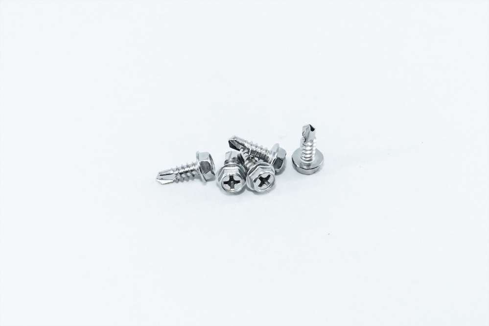 SELF DRILLING SCREWS