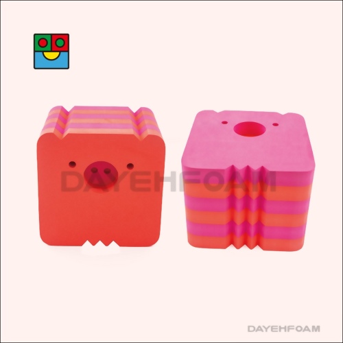 EVA Foam Animal Model Stool – Pig Shape | 30 x 24 cm (Pink / Red Stripe)
