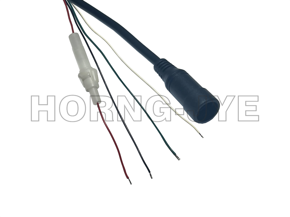 防水接頭 4P母/保險司