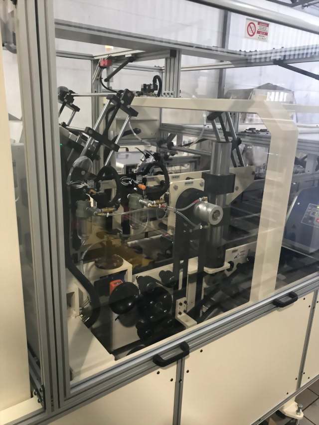 Cubic Box Packing Machine