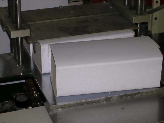 Tissue / Hand Towel Bundle Wrapping Machine