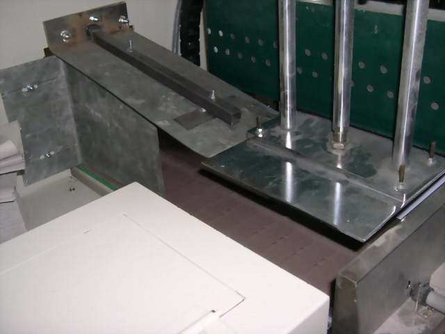 Tissue / Hand Towel Bundle Wrapping Machine