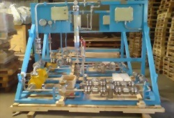 中石油克拉瑪依-烏魯木齊成品油原油管線