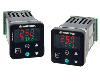 PM LEGACYTM 面板安裝控制器