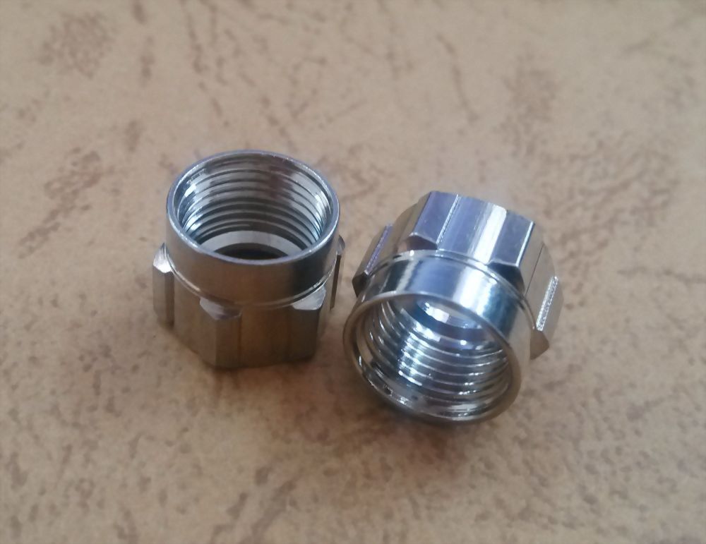 Telecom cable connector