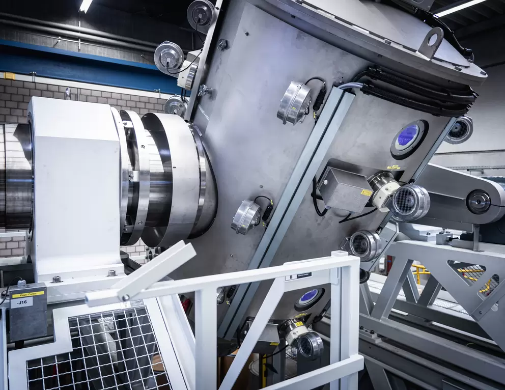 Plasma processing of powders and bulk materials