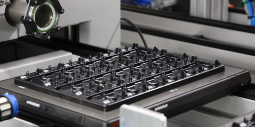 Tetra 9 客製化自動化解決方案 (生產自動化和線上電漿罩)