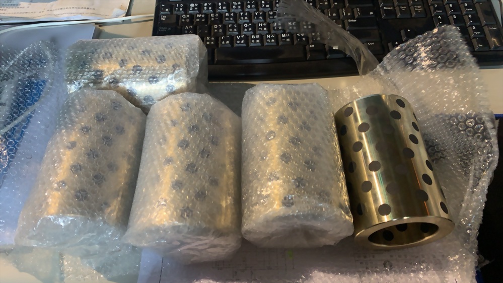 訂製自潤軸承-特殊規格、客製化自潤軸承-特殊規格 - 鈊象