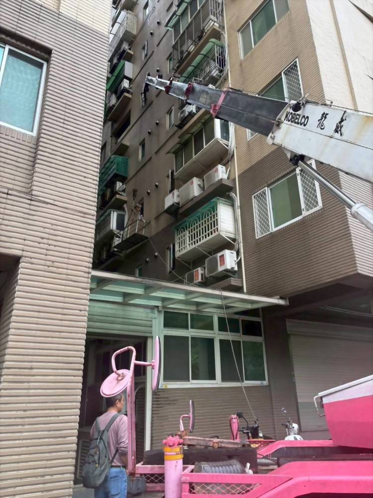 護欄(中)