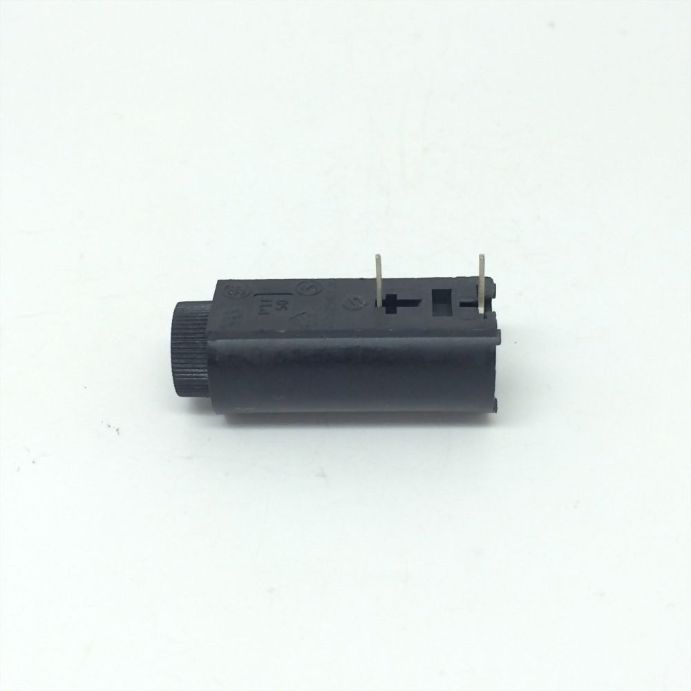 F-015