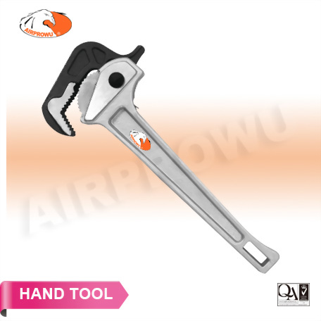Hawk Pipe Wrench