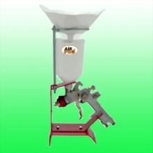 SPRAY GUN STAND WITH PAINT STRAINER HOLDER