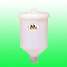 0.6 LITER NYLON GRAVITY CUP w/FEMALE THREAD