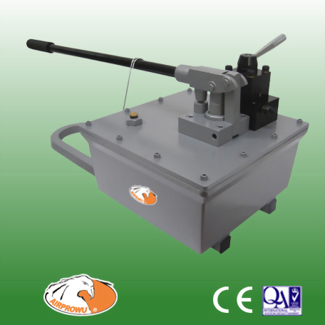 7L Reservoir Hand Pump